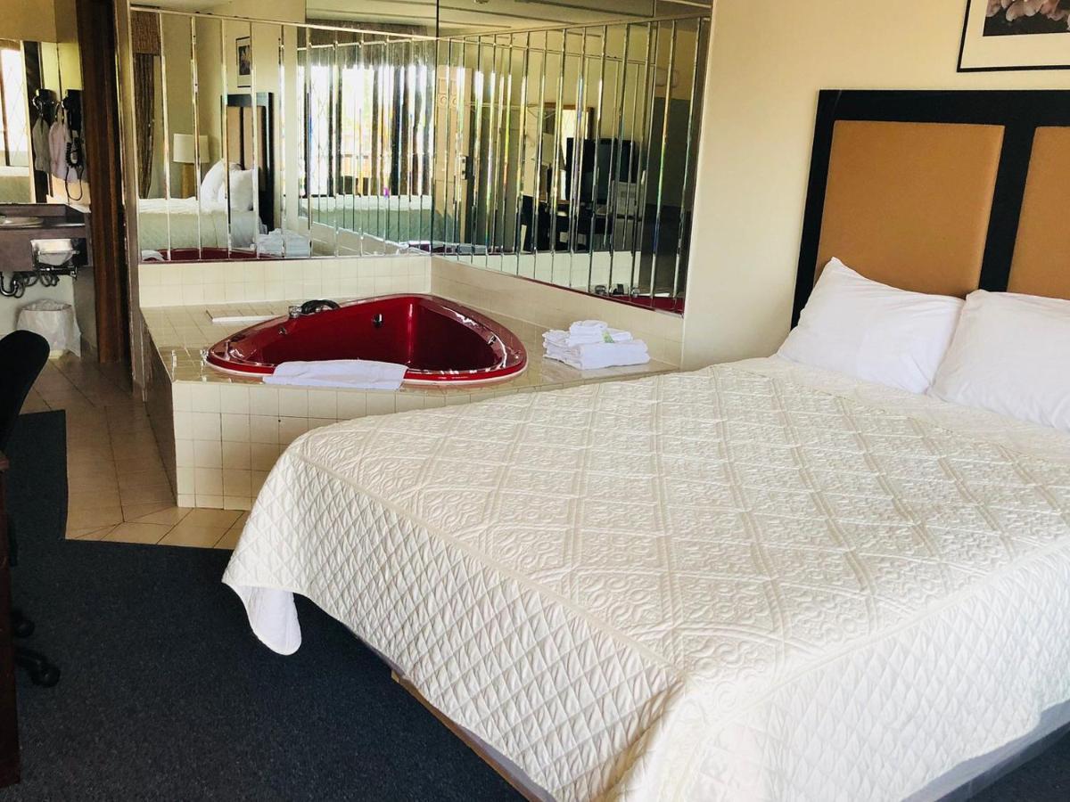 6032 Persepolis Inn Niagara Falls Eksteriør bilde